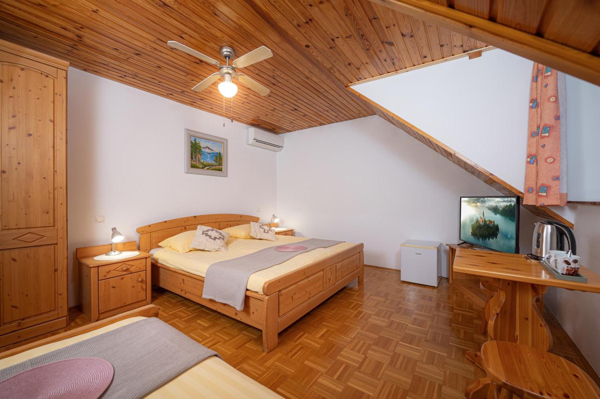 Rooms & Apartments Pr Matjon Bled Exterior photo