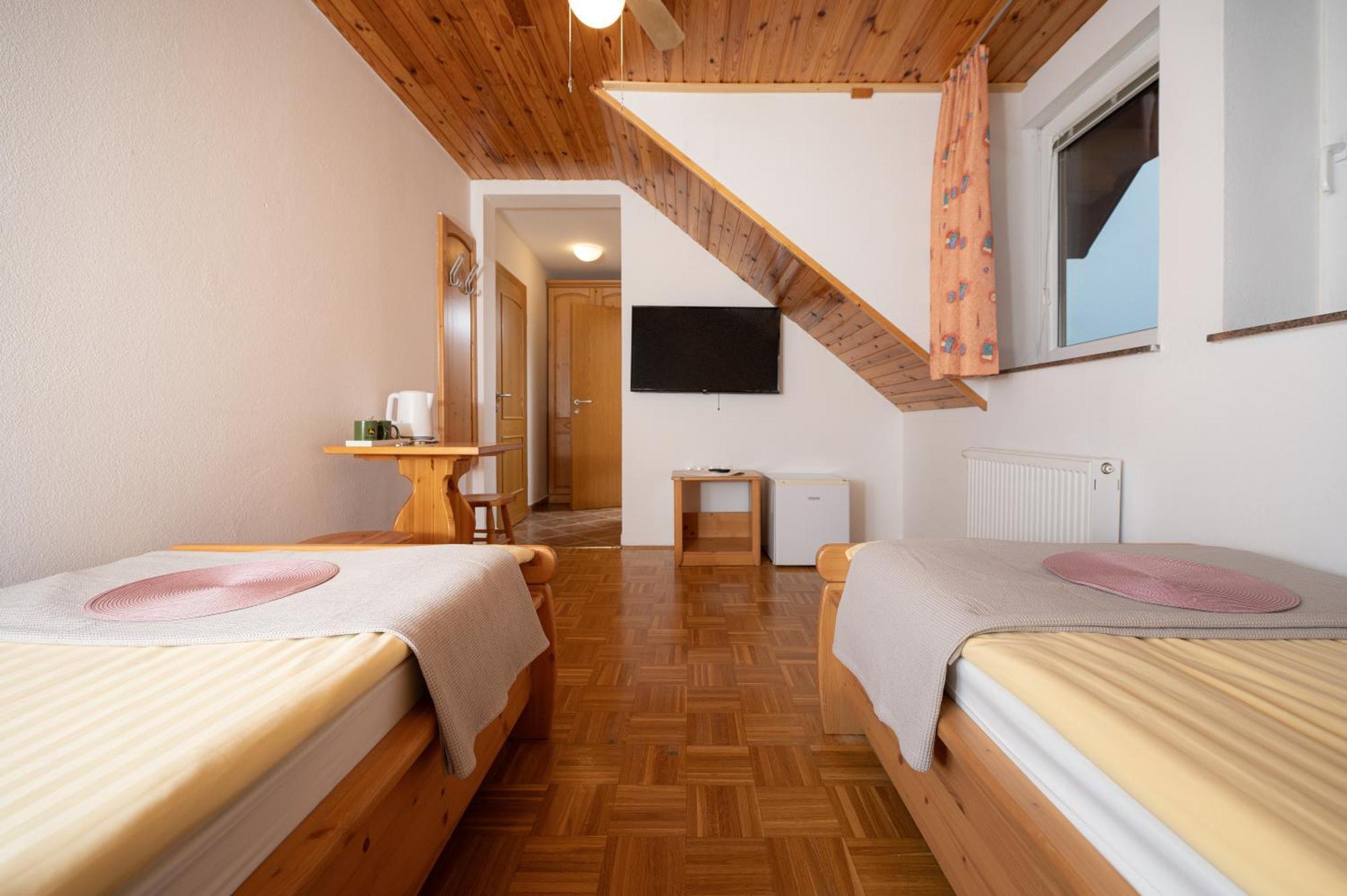 Rooms & Apartments Pr Matjon Bled Exterior photo