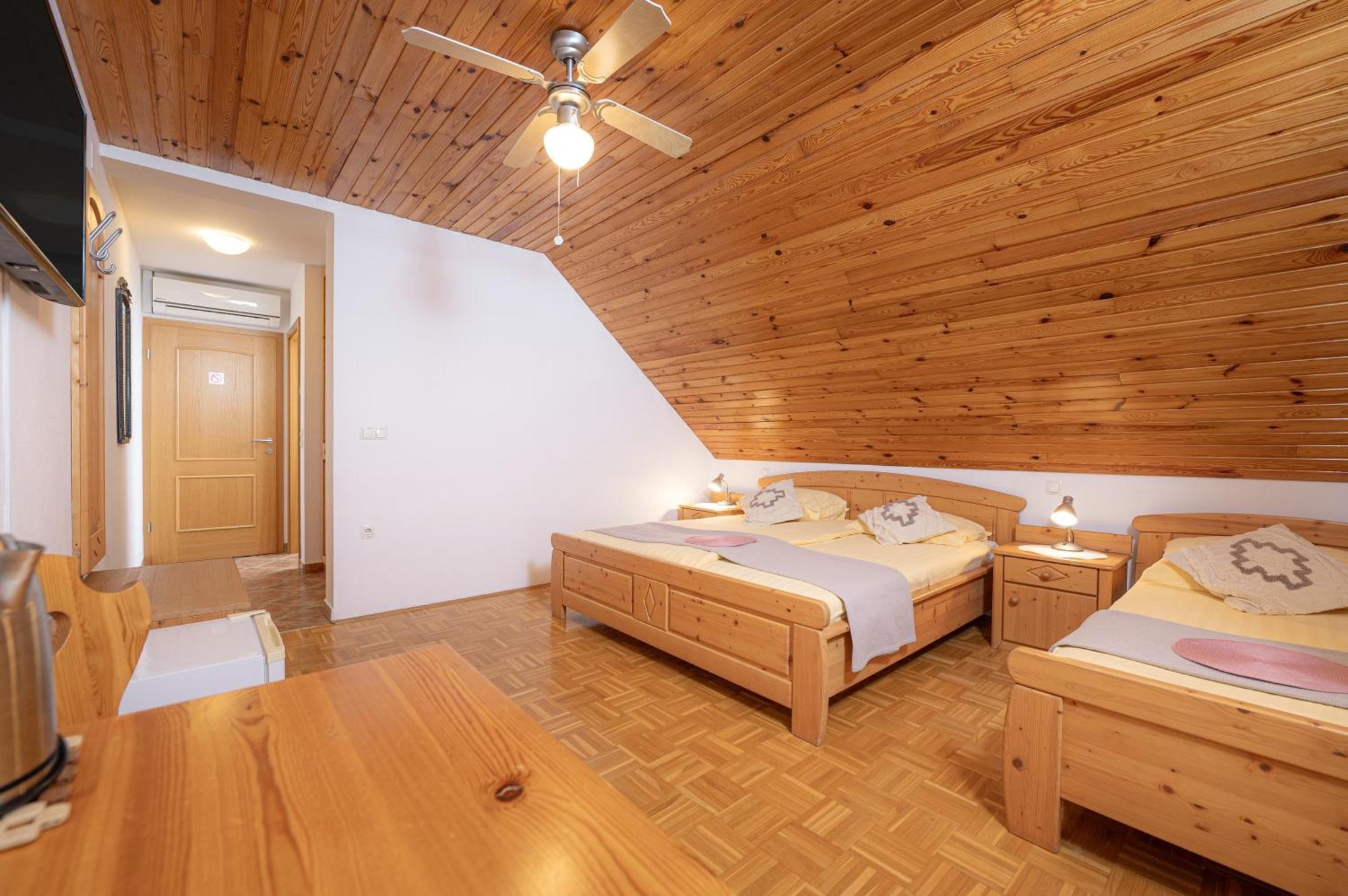 Rooms & Apartments Pr Matjon Bled Exterior photo